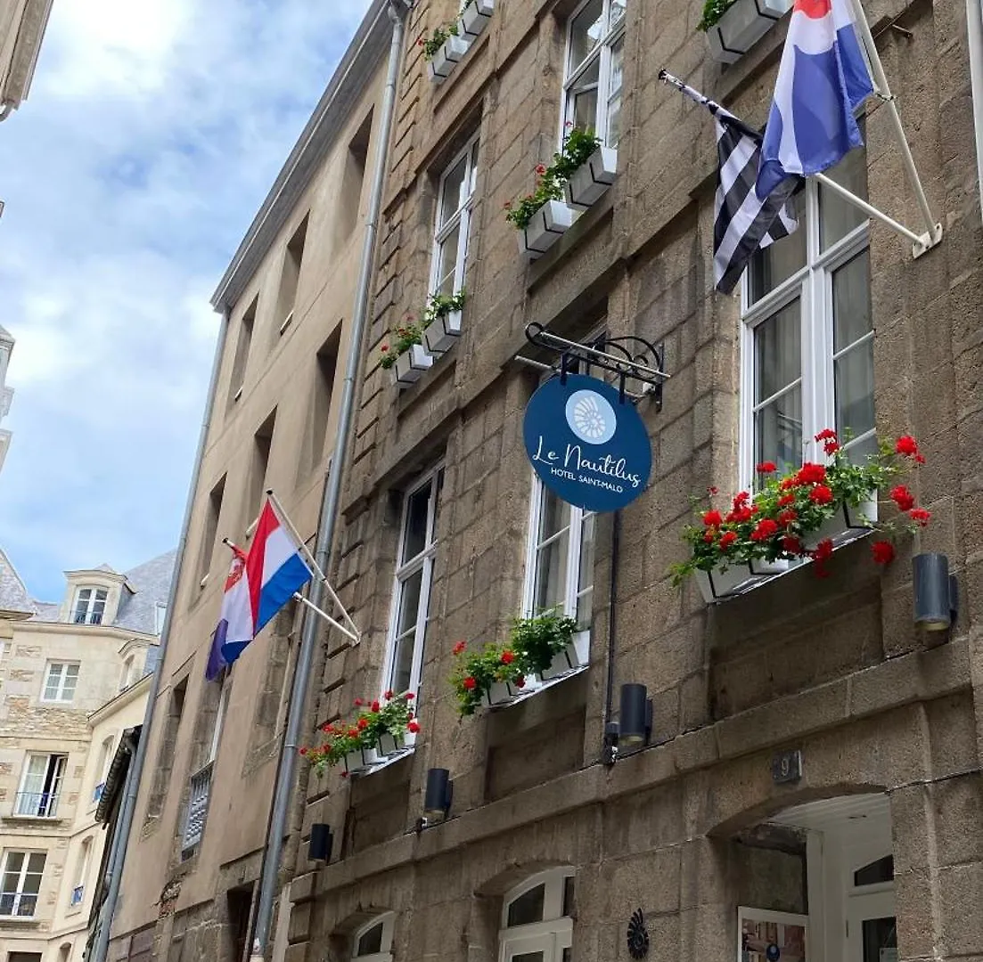 Hotel Le Nautilus Saint-Malo 2*,